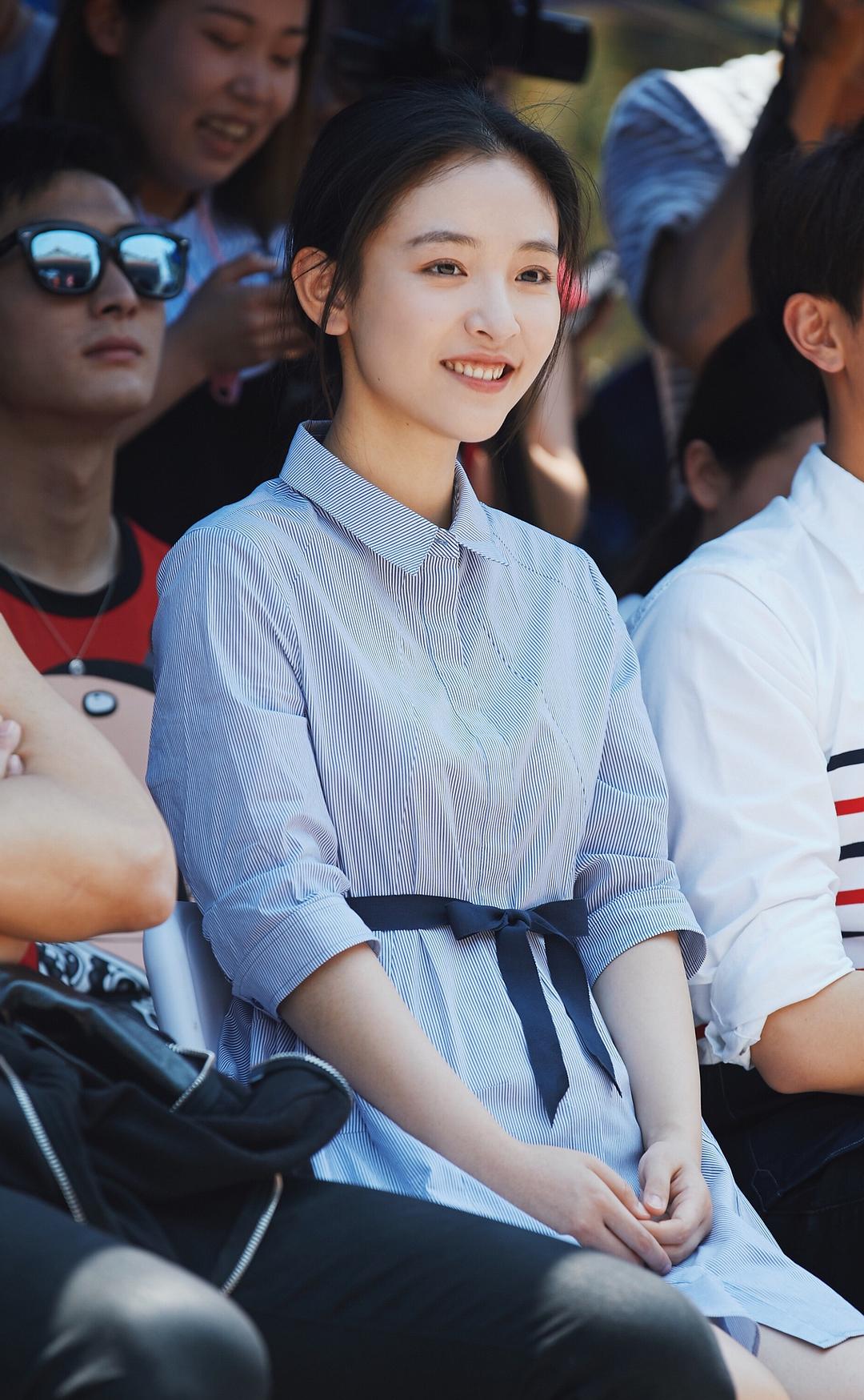 《夜空中最闪亮的星》剧照第37张图片