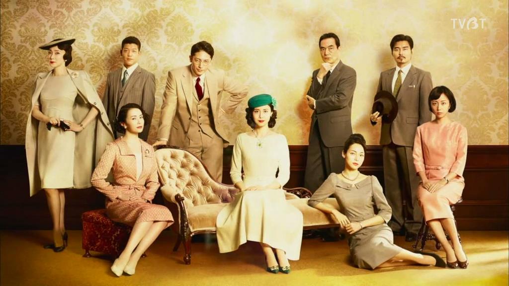 《女人的勋章》剧照第42张图片