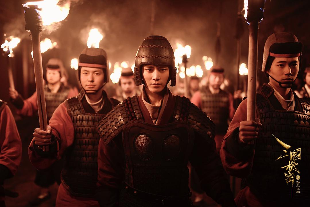 孙祖君饰演王服