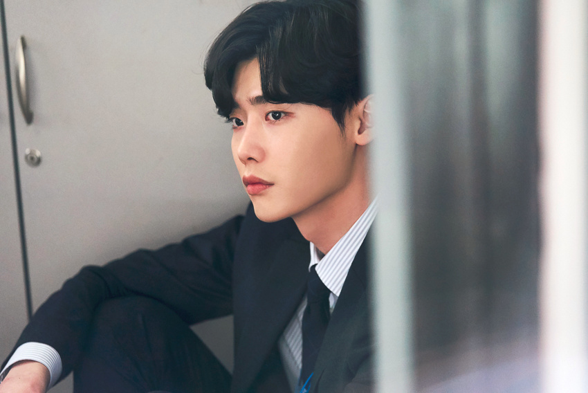 《当你沉睡时》海报第33张图片