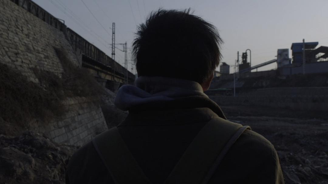 《大象席地而坐》剧照第25张图片