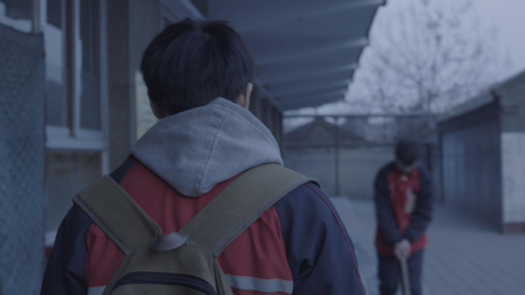 《大象席地而坐》剧照第37张图片