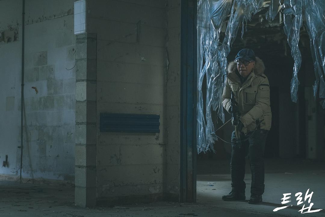 《圈套》剧照第39张图片