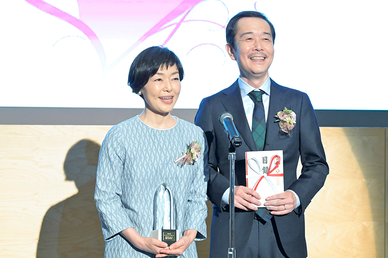 《离婚的二人》海报