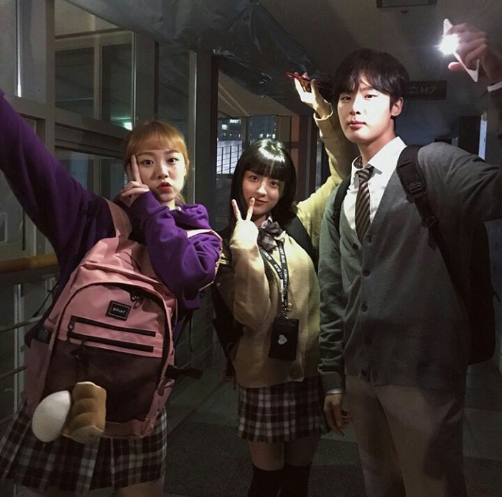 《十八岁第二季》海报第10张图片