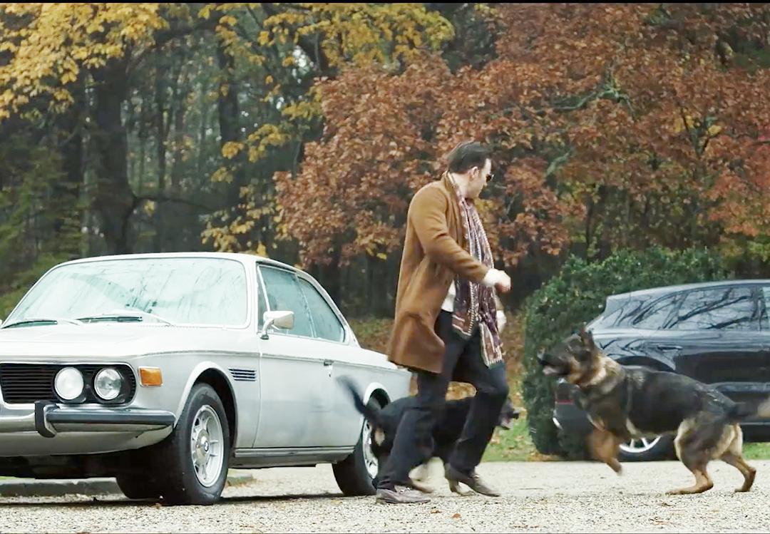 《利刃出鞘》剧照第14张图片