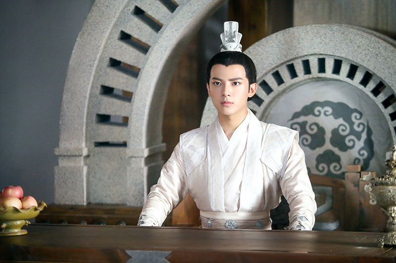 《天雷一部之春花秋月》剧照第9张图片