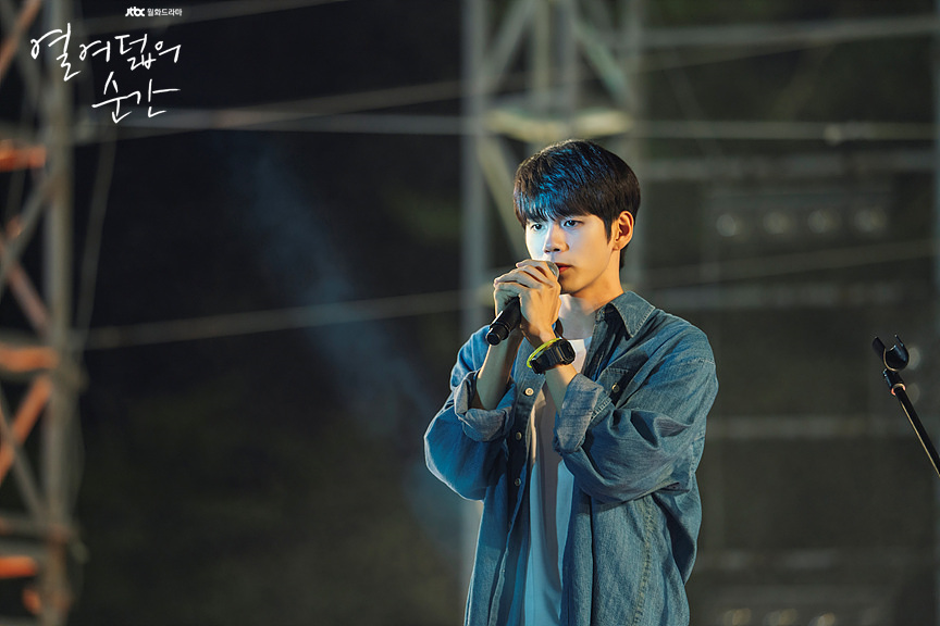 《十八岁的瞬间》海报第21张图片