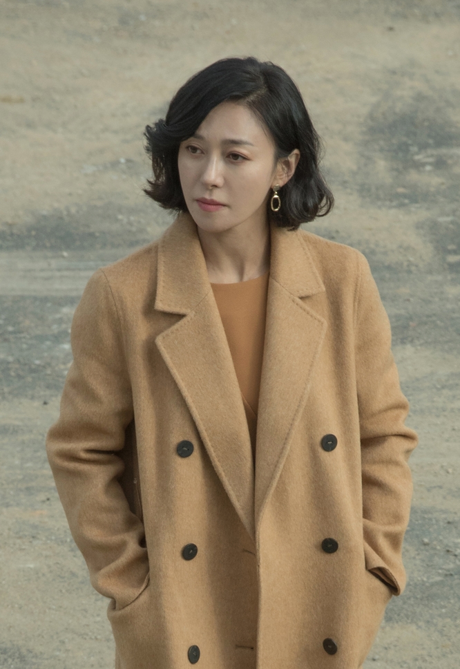 《无人知晓》剧照第10张图片