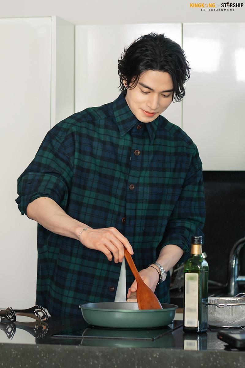 《李栋旭想做脱口秀》海报