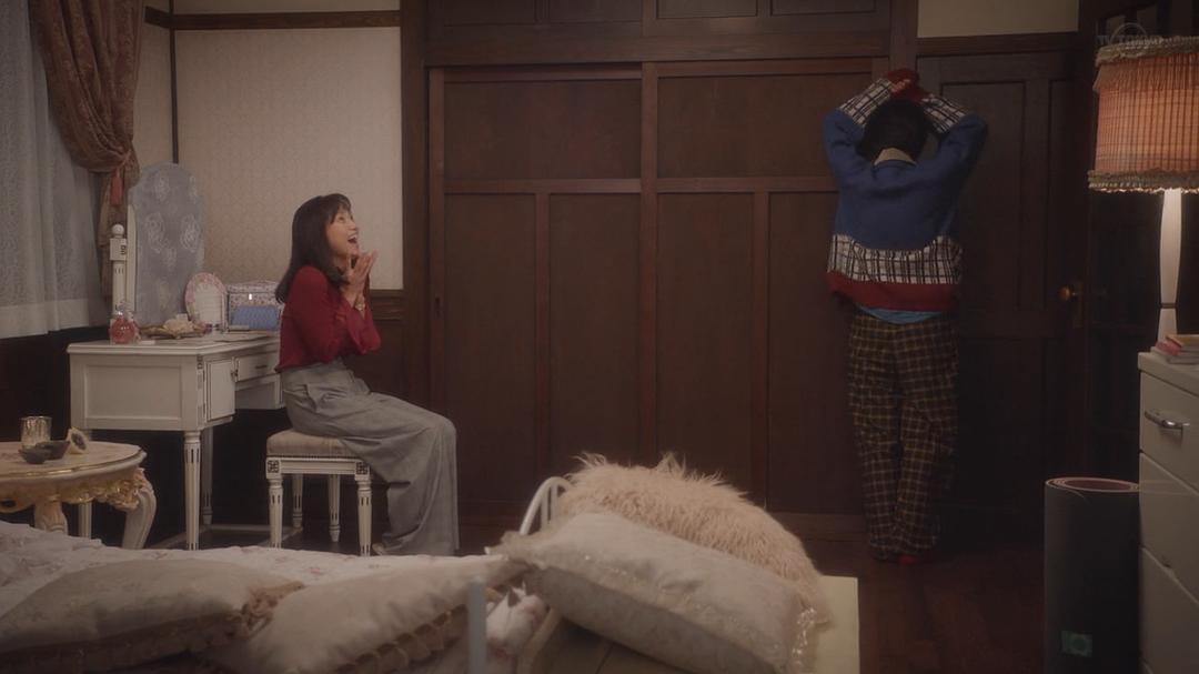 《同一屋檐下的四个女人》海报第41张图片