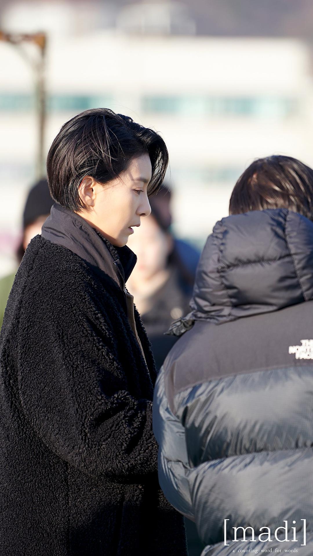 《无人知晓》剧照第7张图片