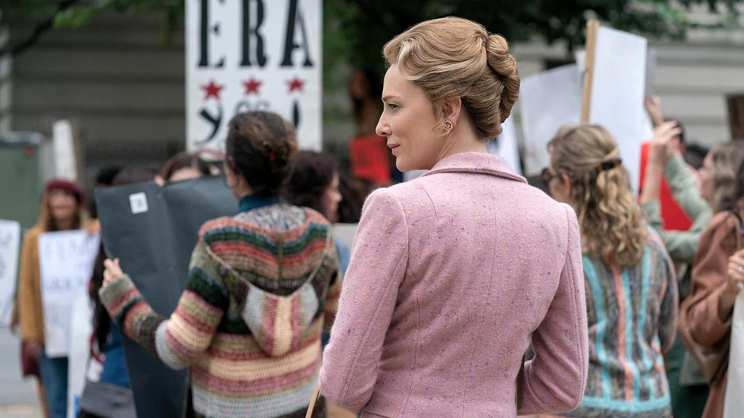 《美国夫人》海报第11张图片