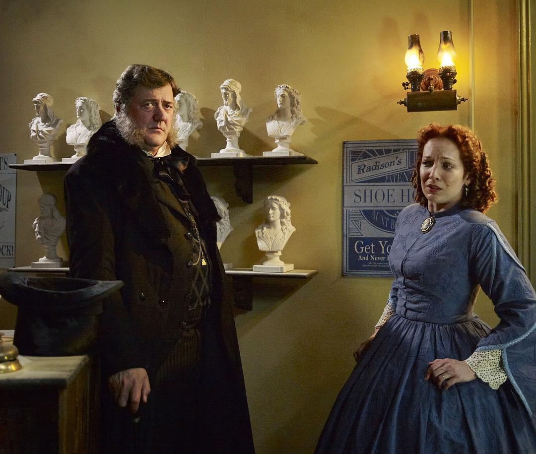 《荒凉百宝店》剧照第25张图片