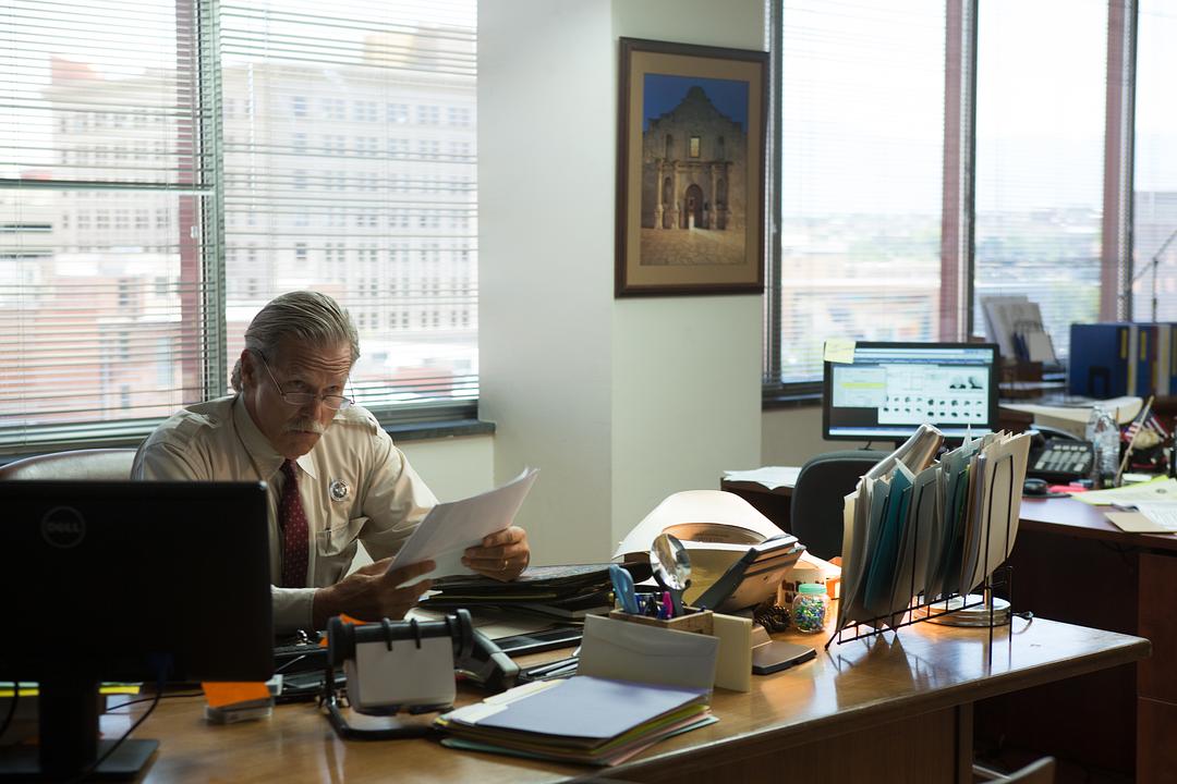 《赴汤蹈火》海报第28张图片