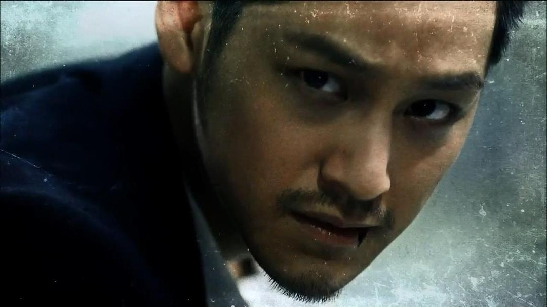 《隐藏身份》海报第6张图片