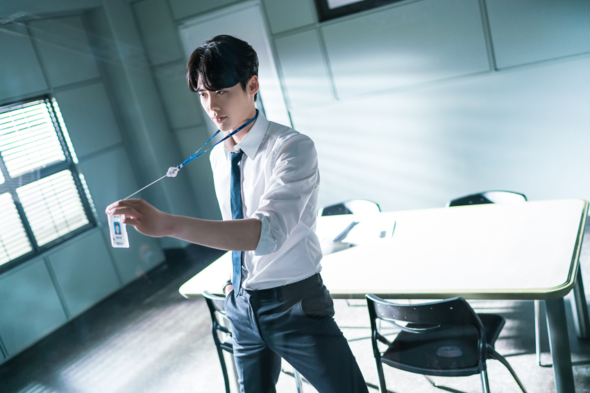 《当你沉睡时》海报第55张图片