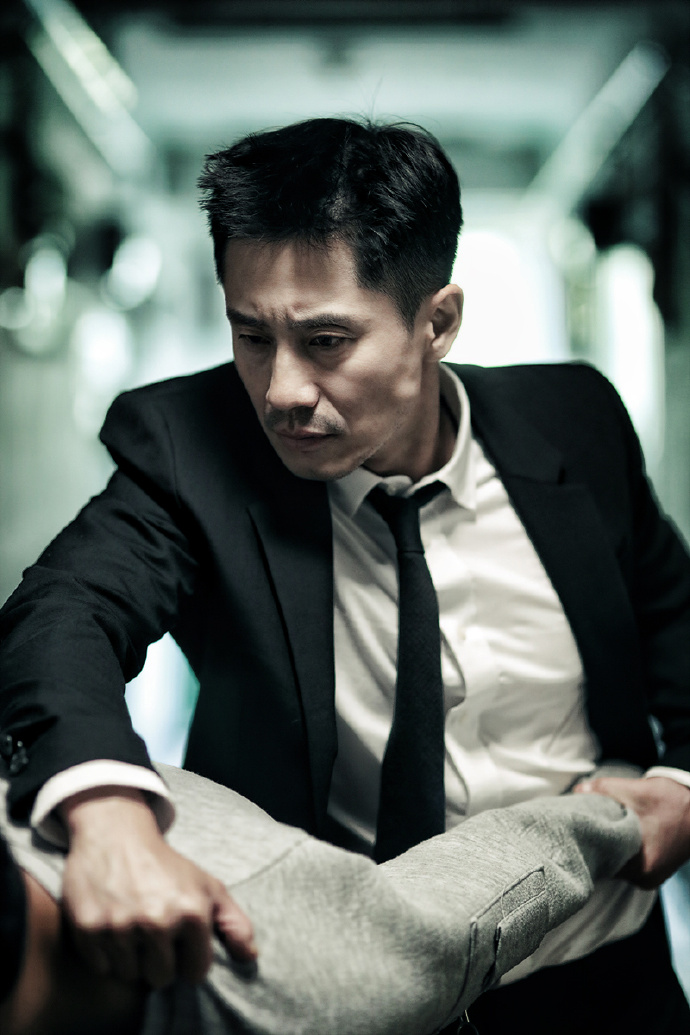 《坏刑警》海报