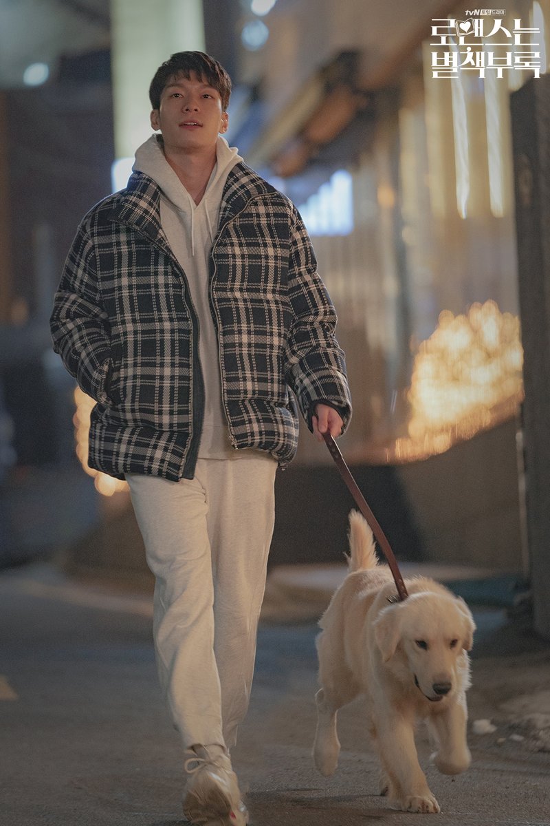 《浪漫是一册副刊》剧照第50张图片