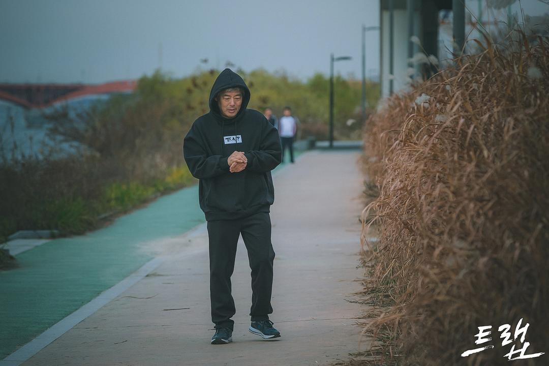 《圈套》剧照第48张图片