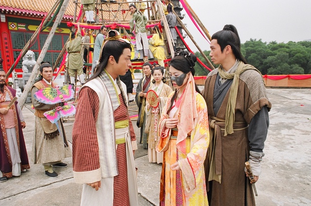 《金牌冰人》海报