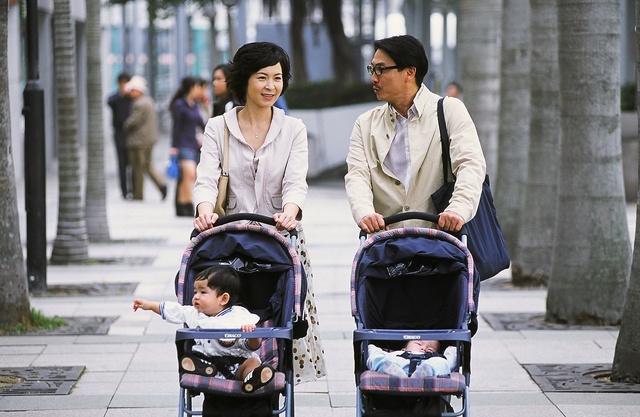 《男人之苦》剧照第27张图片