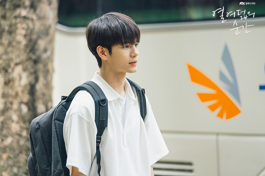 《十八岁的瞬间》海报第20张图片