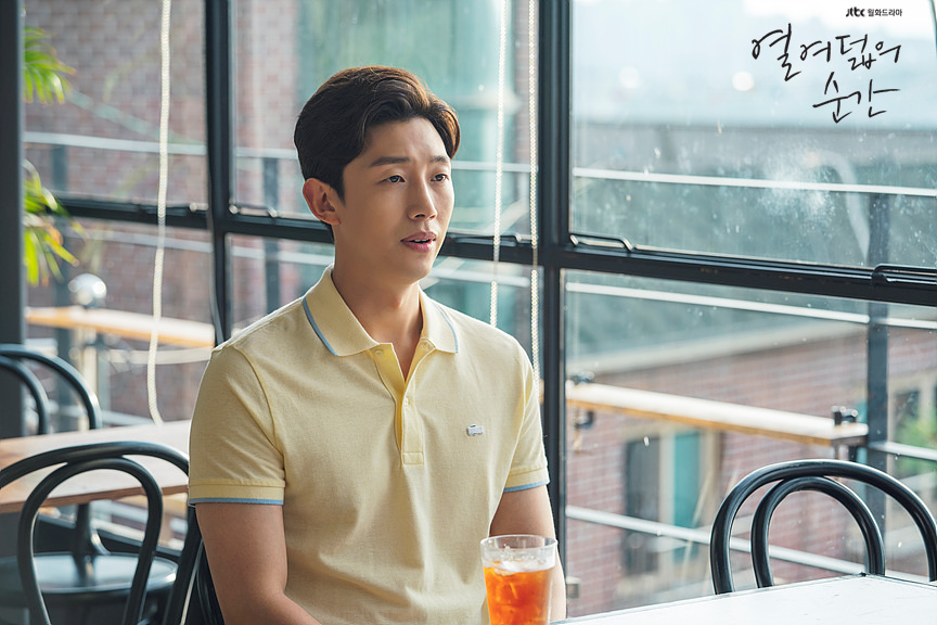 《十八岁的瞬间》海报第49张图片