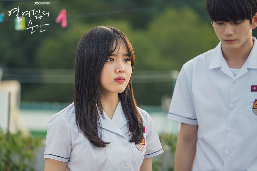 《十八岁的瞬间》海报第31张图片