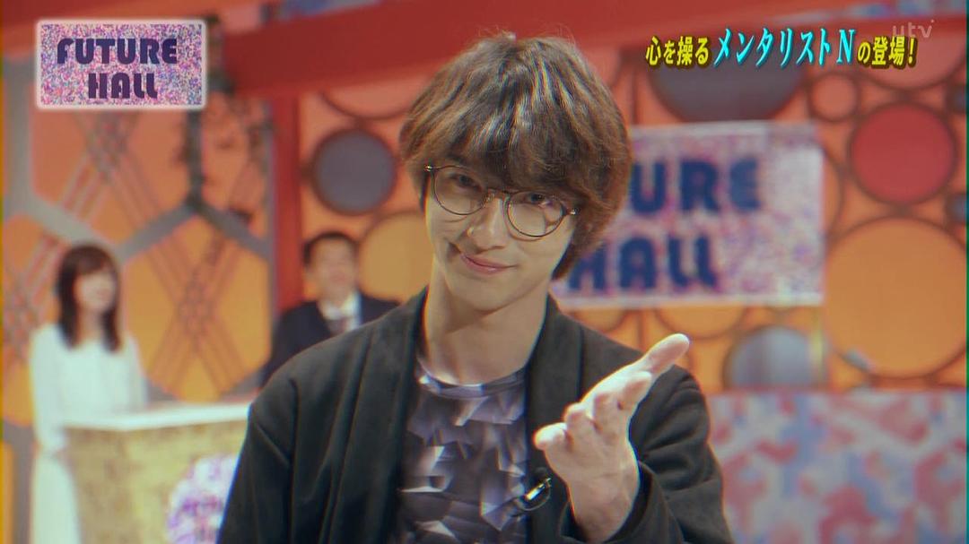 《在不白不黑的世界里，熊猫笑了》剧照第4张图片