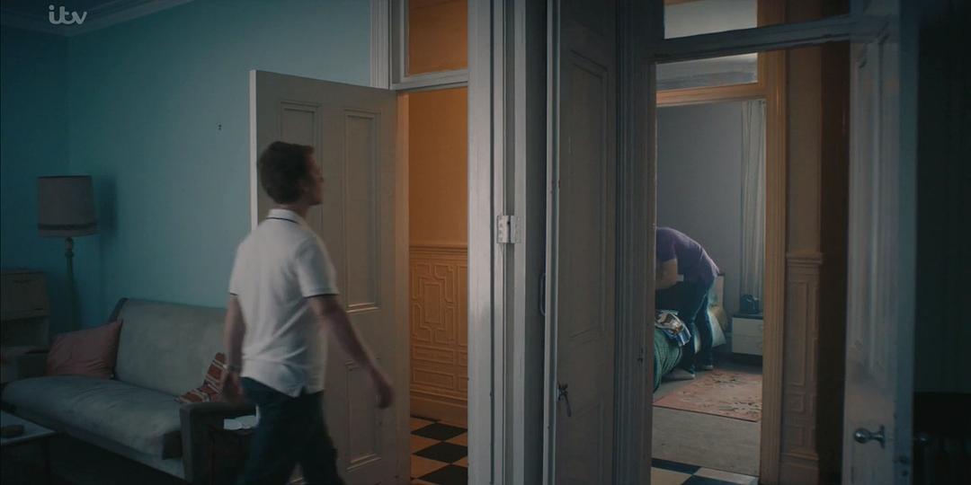 《白屋农场》剧照第23张图片