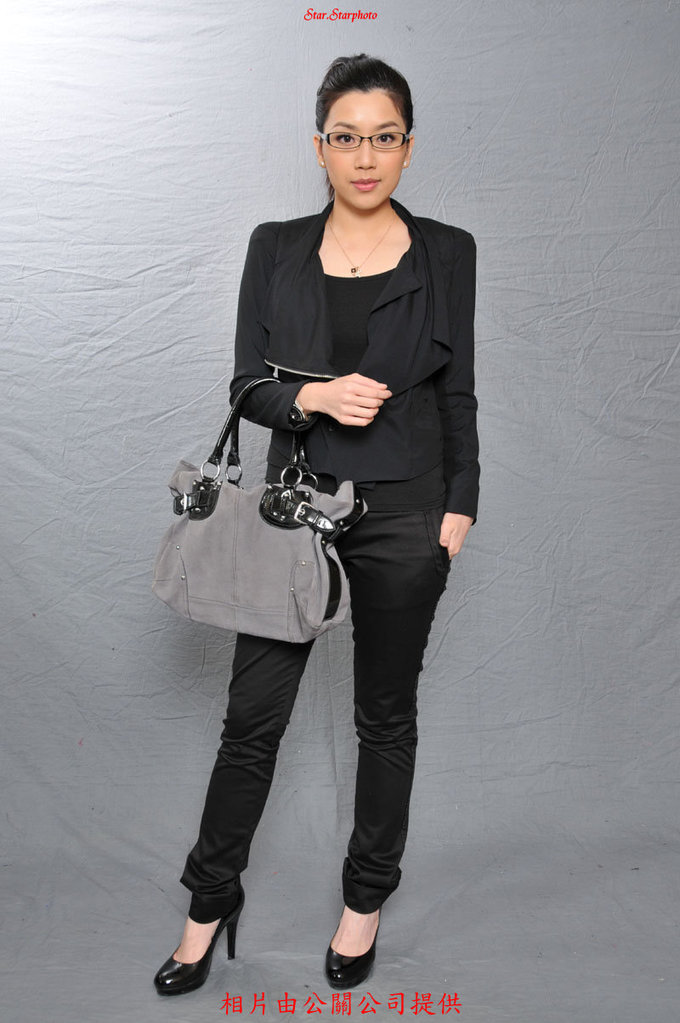 《居家兵团》剧照第34张图片