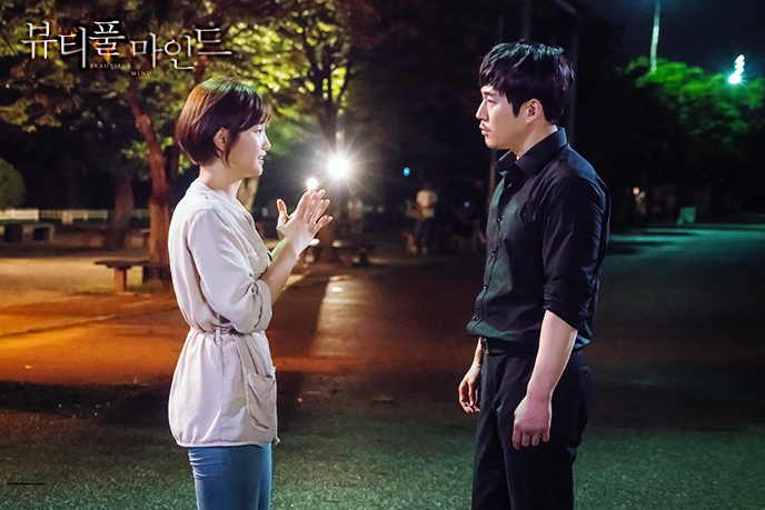 《美丽心灵》海报第9张图片