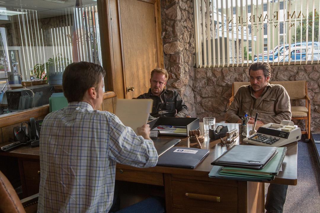 《赴汤蹈火》海报第34张图片