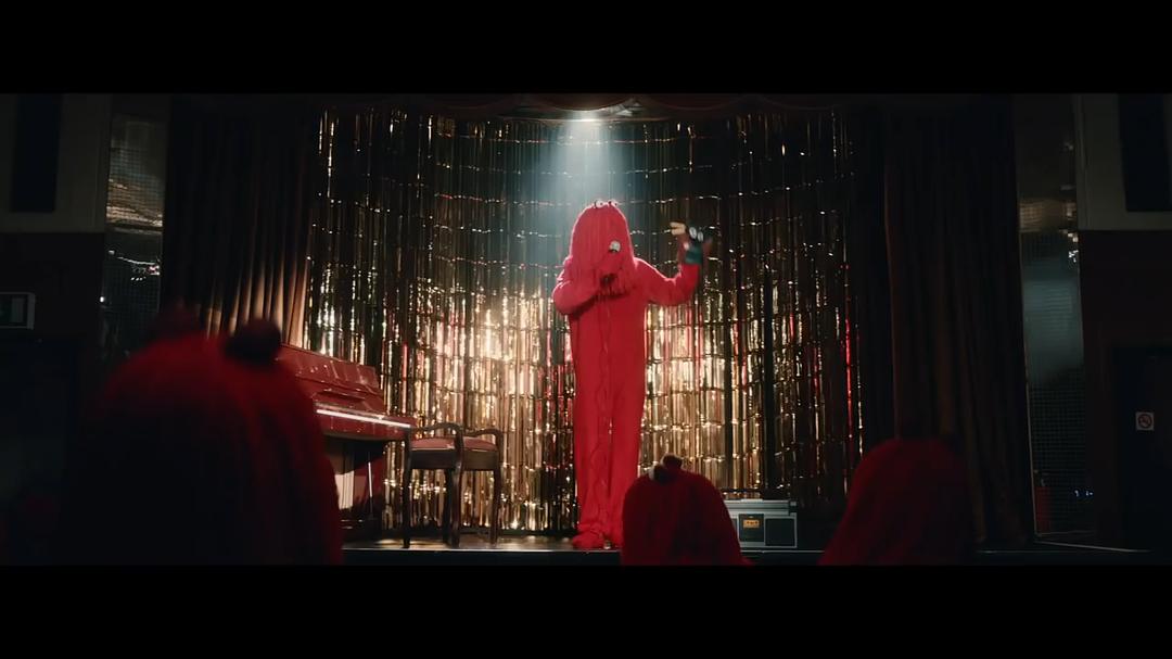 《别抱我，我害怕》海报第11张图片