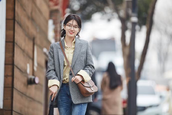 《当你沉睡时》海报第35张图片