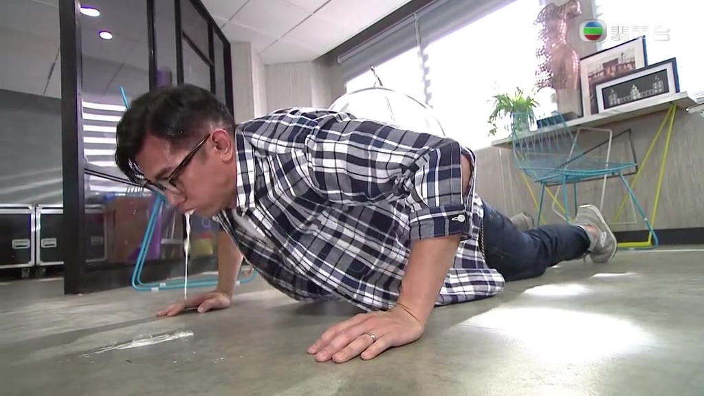 《栋仁的时光》剧照第14张图片