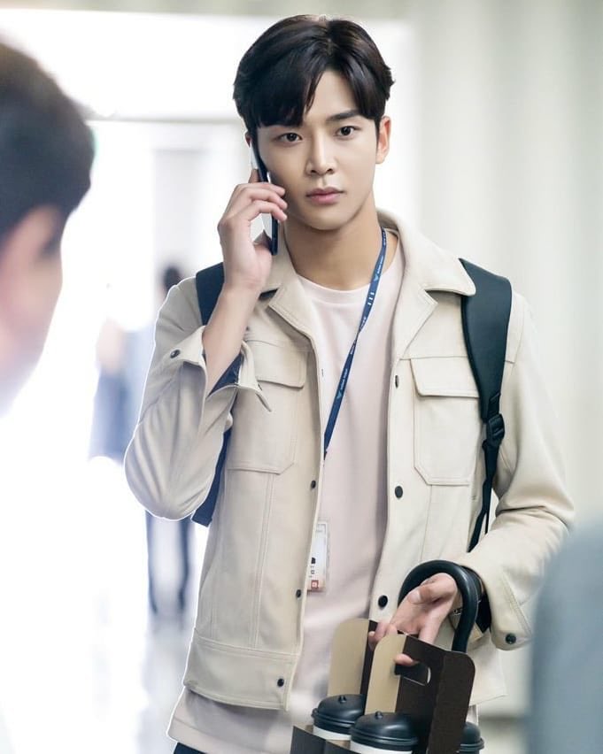 《狐狸新娘星》海报