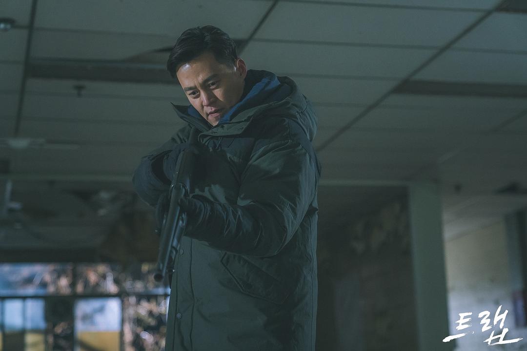 《圈套》剧照第55张图片