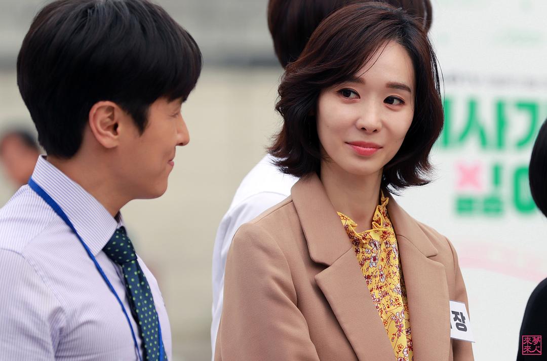 《不想去公司》海报第7张图片