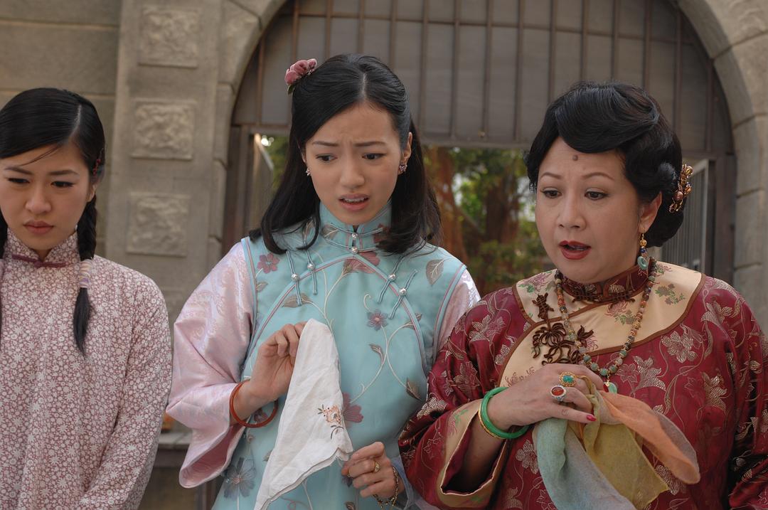 《银楼金粉》剧照第15张图片