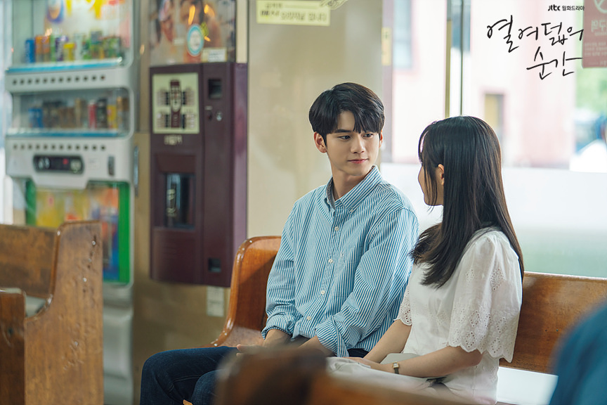 《十八岁的瞬间》海报第55张图片