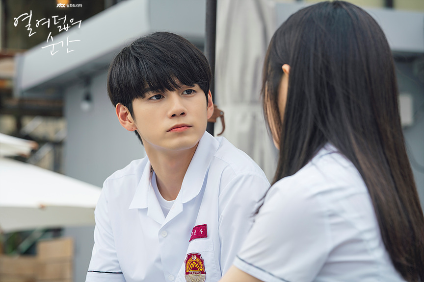 《十八岁的瞬间》海报第41张图片