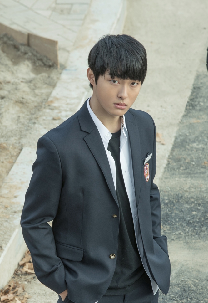 《无人知晓》剧照第50张图片