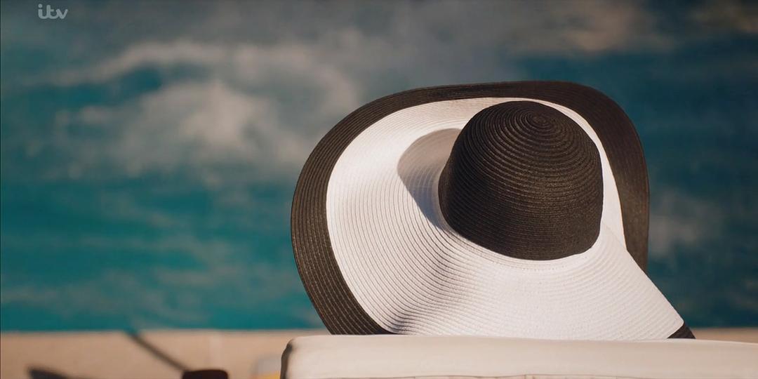 《白屋农场》剧照第16张图片