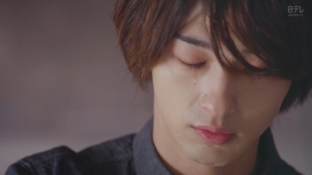 《在不白不黑的世界里，熊猫笑了》剧照第7张图片