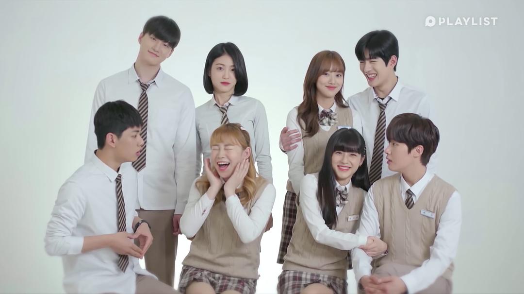 《十八岁第二季》海报第15张图片