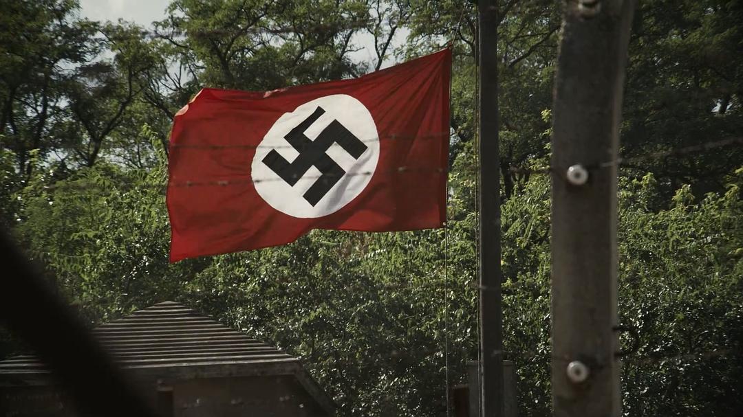 《纳粹猎人》剧照第30张图片