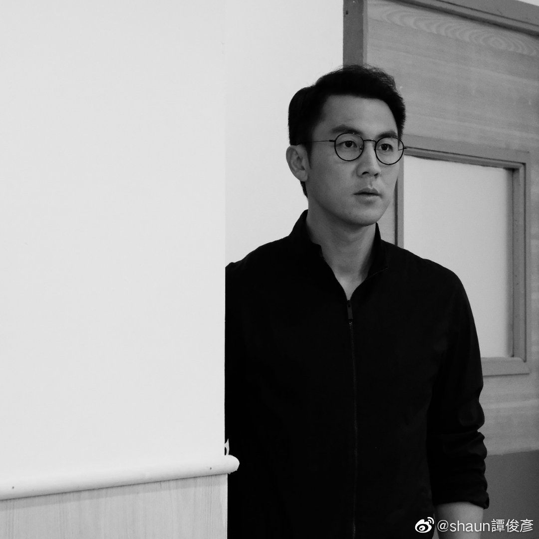 小谭太帅了，最爱这造...