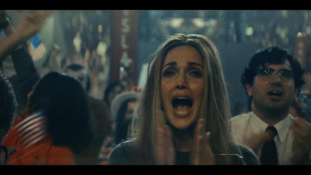 《美国夫人》海报第43张图片